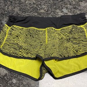Lululemon Size 6 Shorts